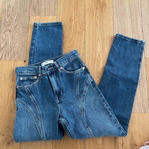 MANGO jeans size 2, mulger design